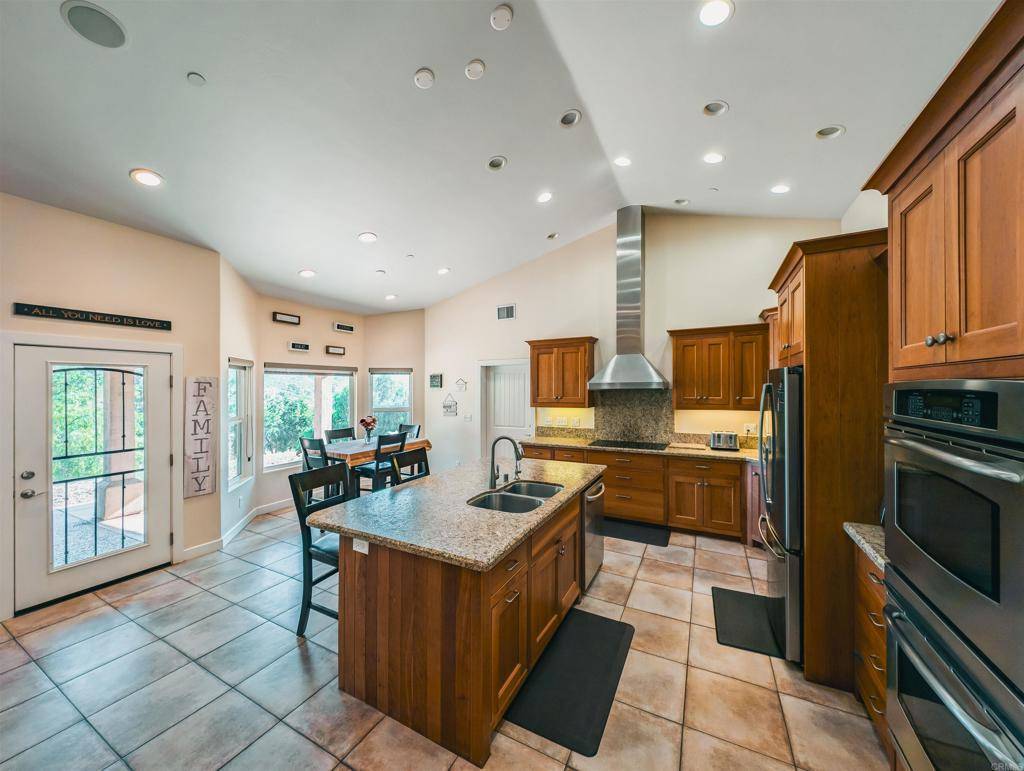 Alpine, CA 91901,9848 50 Vista Viejas