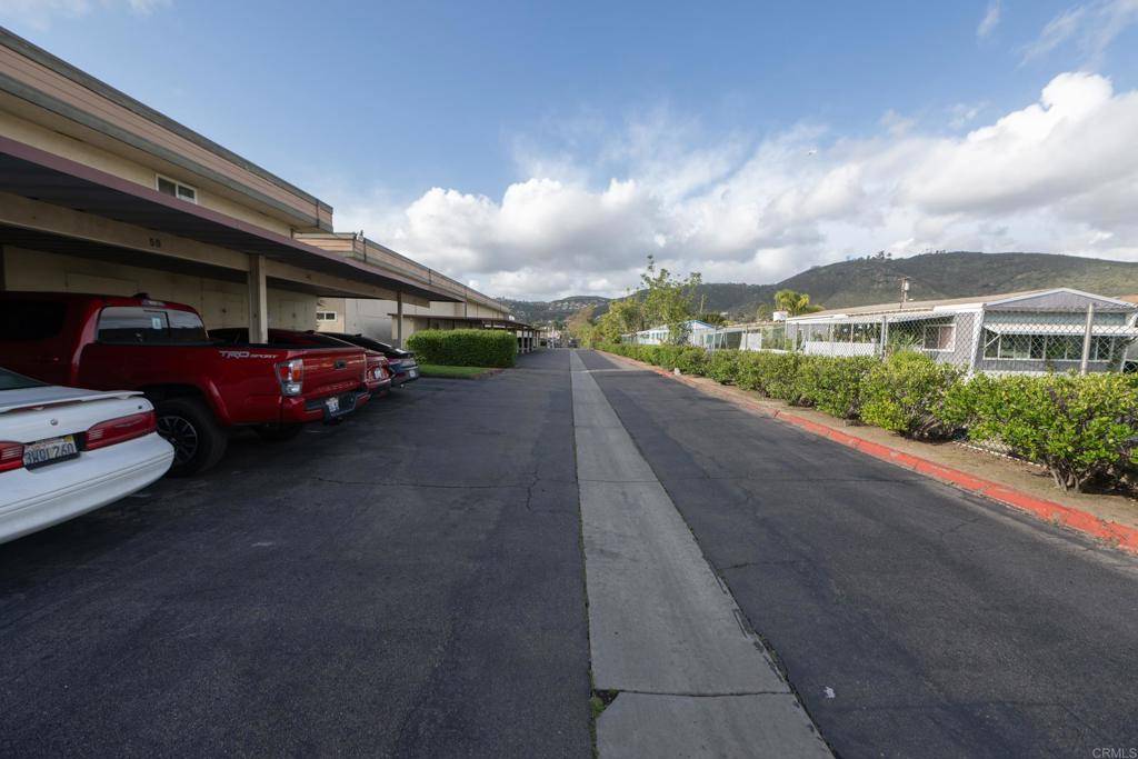 El Cajon, CA 92021,745 east bradley AVE #16