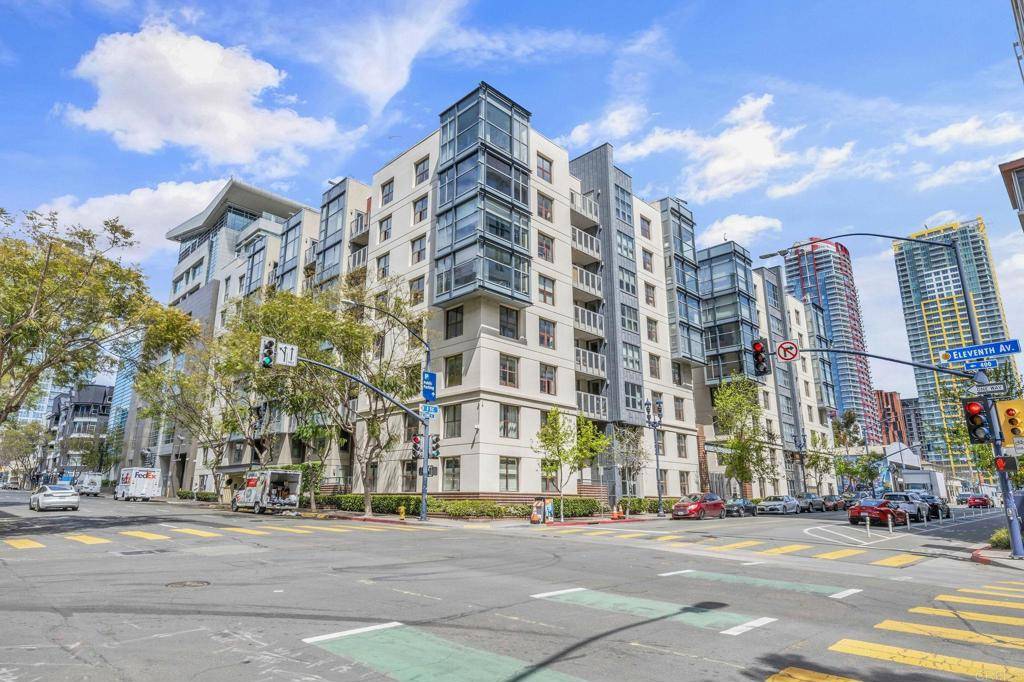 San Diego, CA 92101,1150 J ST #715