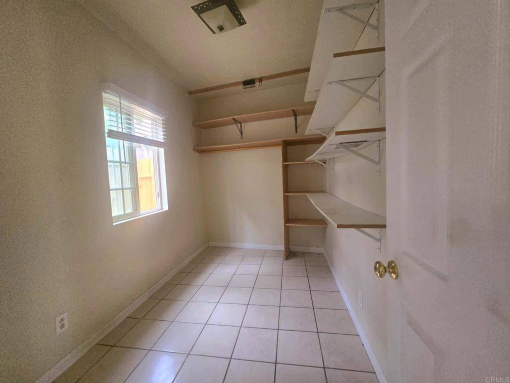 La Mesa, CA 91942,6805 Rolando Knolls #C
