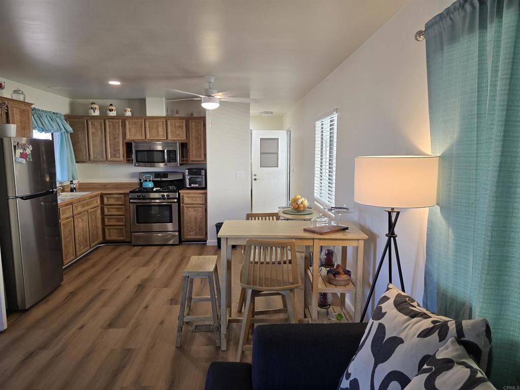 El Cajon, CA 92019,410 S 1st street #138