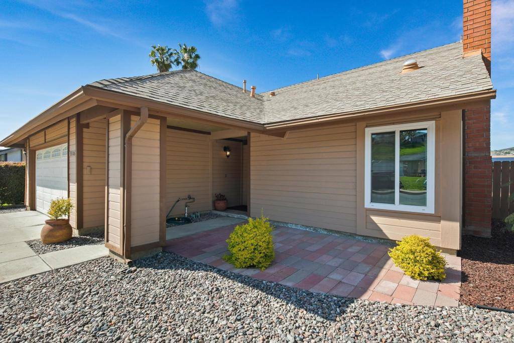 Spring Valley, CA 91977,9106 Outinda ST