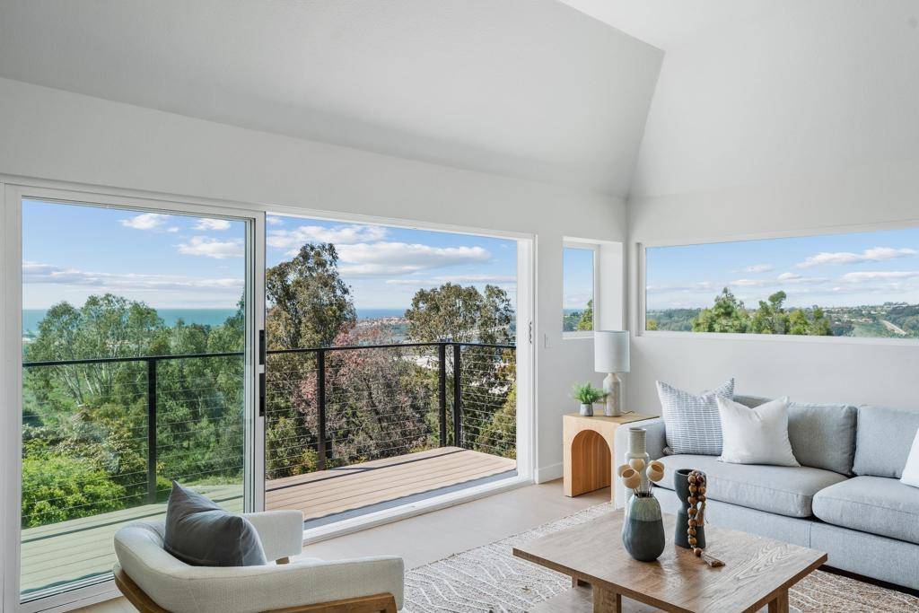 Encinitas, CA 92024,1763 Sky Loft LN