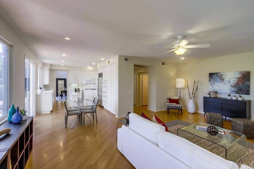 La Jolla, CA 92037,2727 Carriagedale