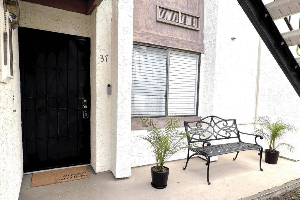 National City, CA 91950,1920 E 24th ST #37