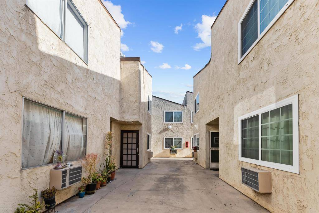 National City, CA 91950,1141 D AVE ##D