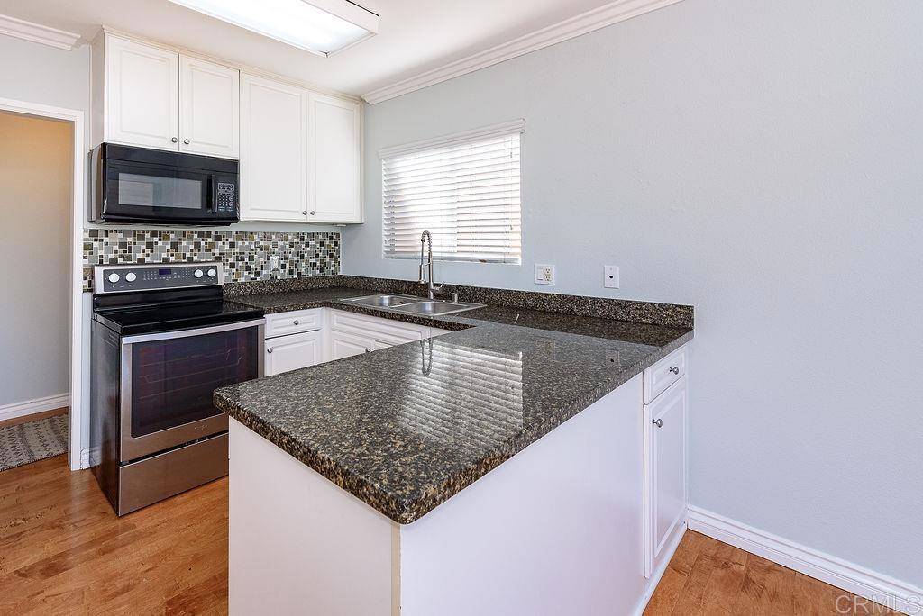 San Diego, CA 92127,17159 W Bernardo DR #202