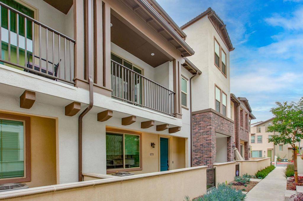 Oceanside, CA 92056,1771 Laurelwood WAY