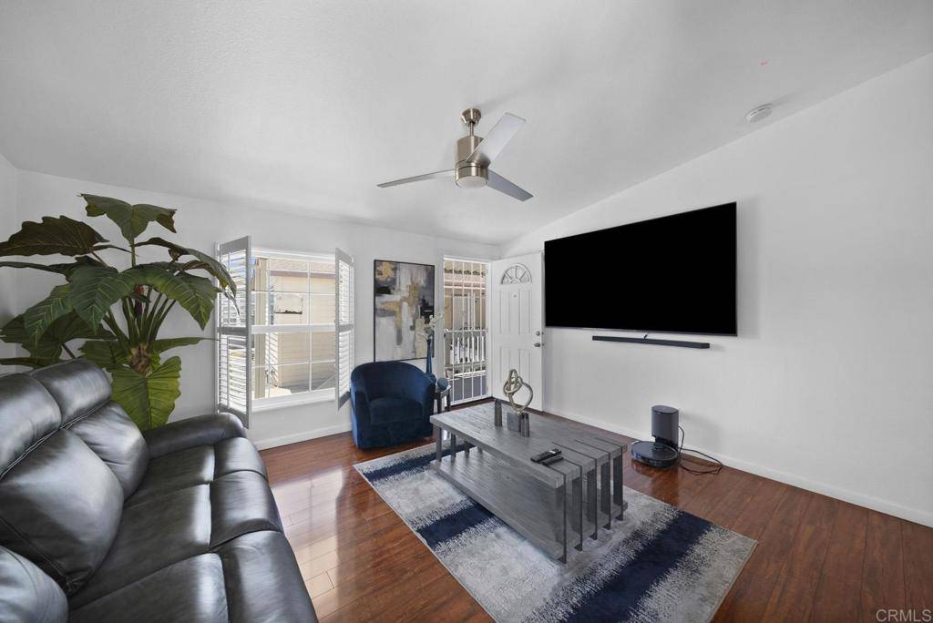 Chula Vista, CA 91911,121 Orange AVE #5
