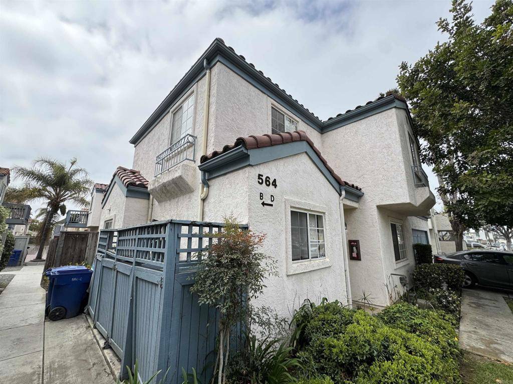 Chula Vista, CA 91910,564 Davidson ST
