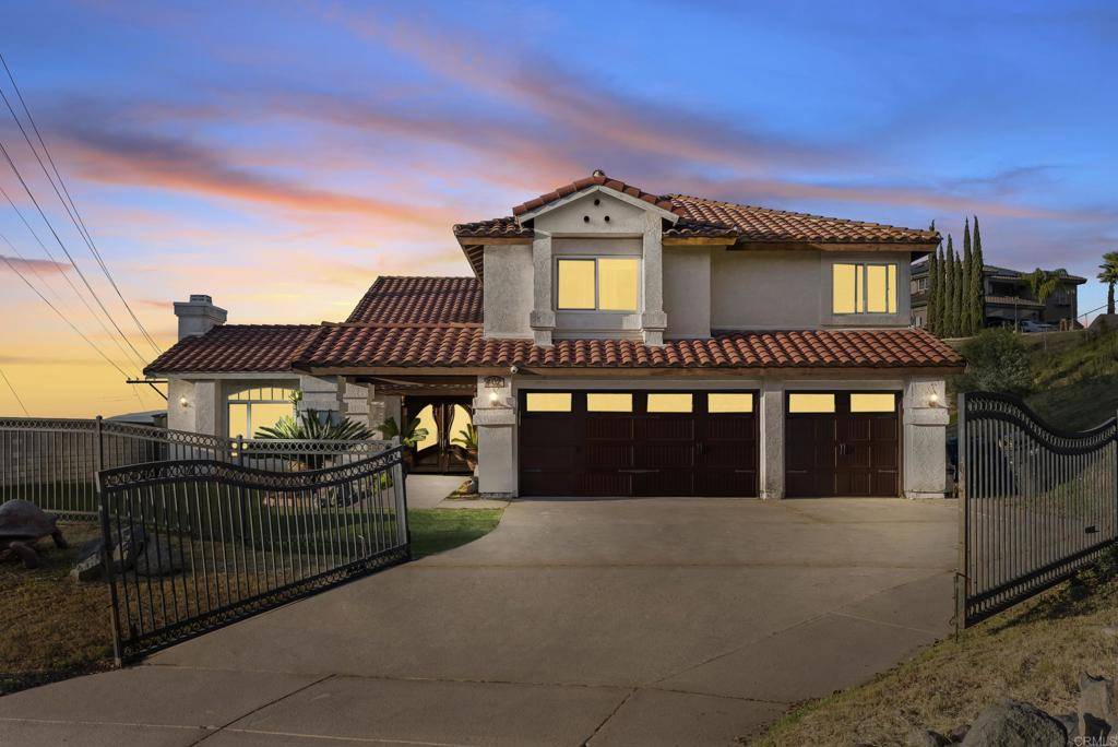 El Cajon, CA 92020,402 Avenida Abajo