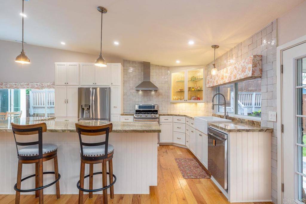 San Diego, CA 92119,6714 Bedlow Ct