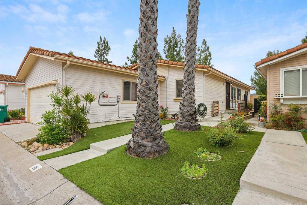San Diego, CA 92128,14955 Avenida Venusto #15