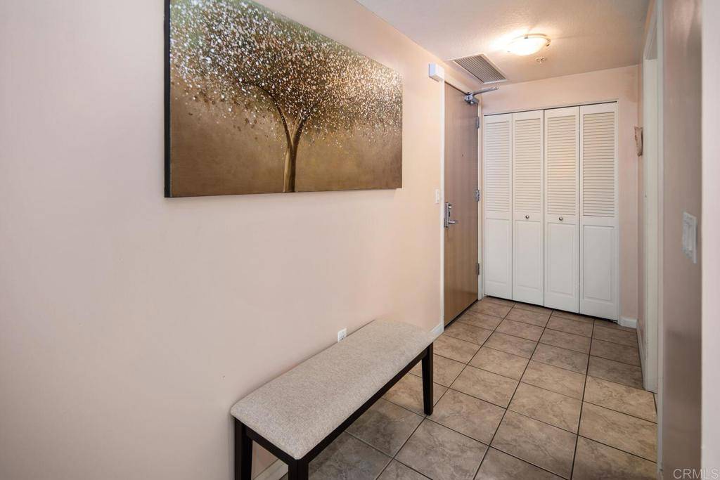 San Diego, CA 92101,555 Front ST #1201