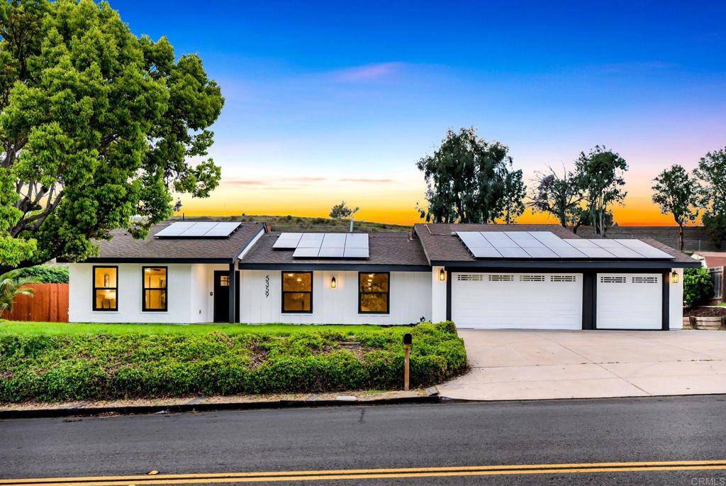 Bonita, CA 91902,5359 ROBINWOOD RD
