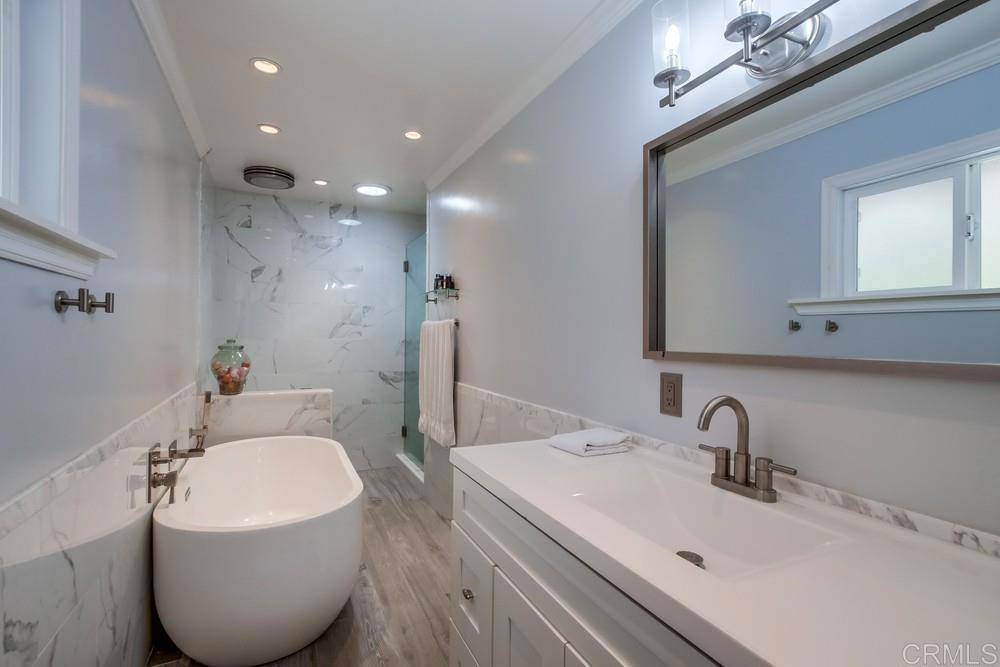 13522 Utopia RD Poway, CA 92064