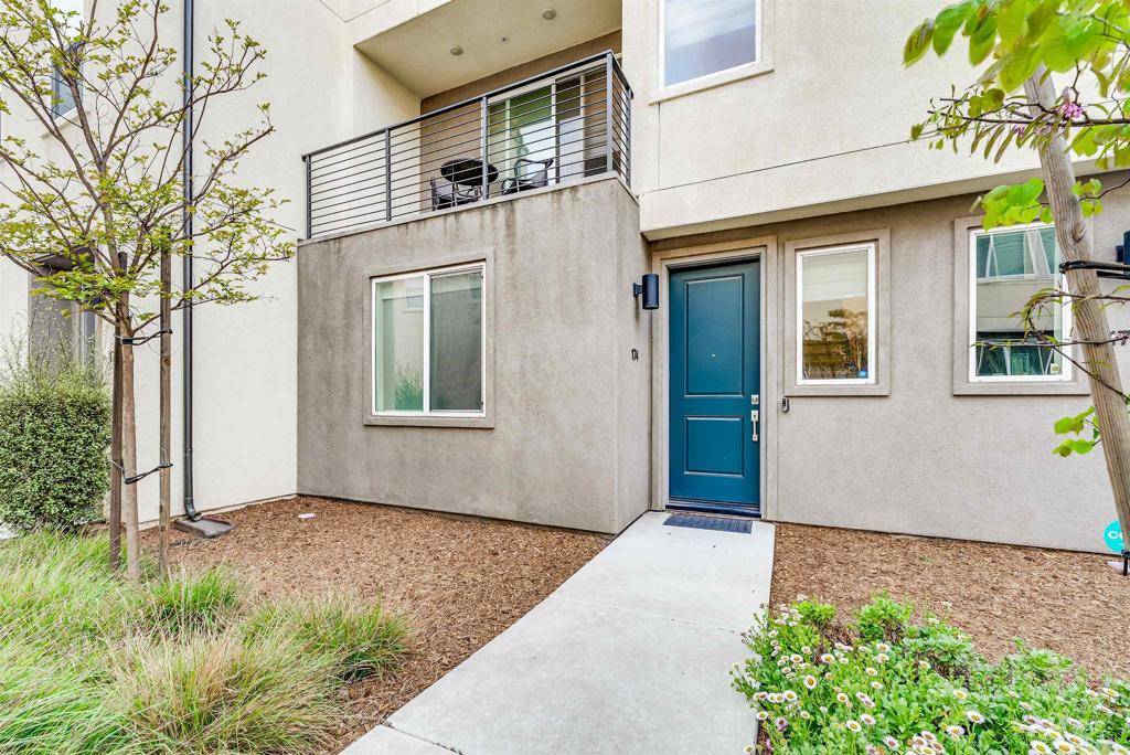 San Diego, CA 92154,5261 Beachfront Cove ST #174