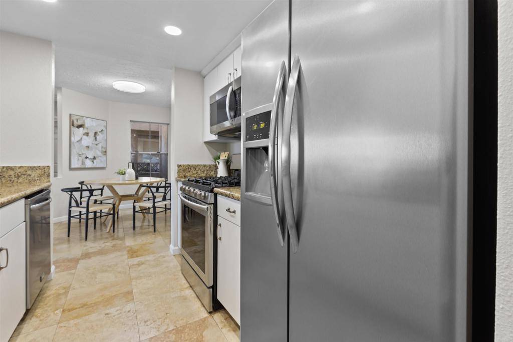 Chula Vista, CA 91913,795 BROOKSTONE #201