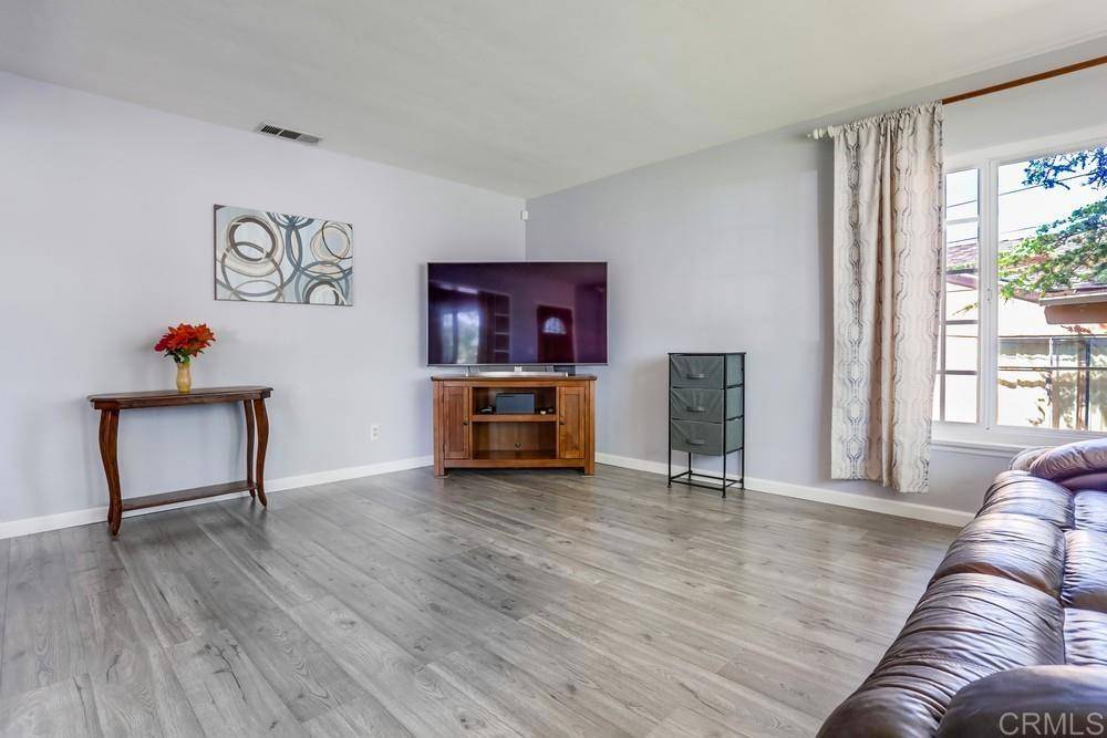 Lemon Grove, CA 91945,7519 Tweed ST
