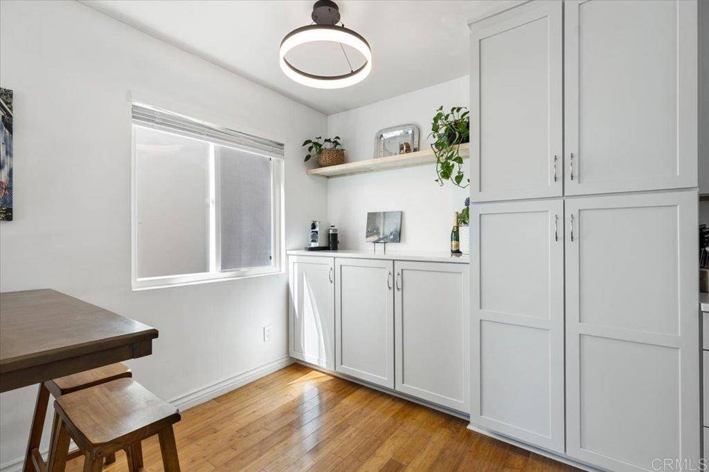 San Diego, CA 92116,4522 Utah ST #4