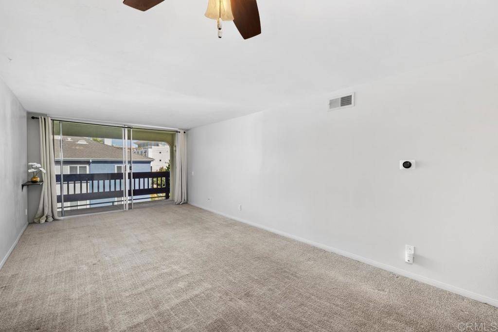 San Diego, CA 92103,3825 Centre ST #33