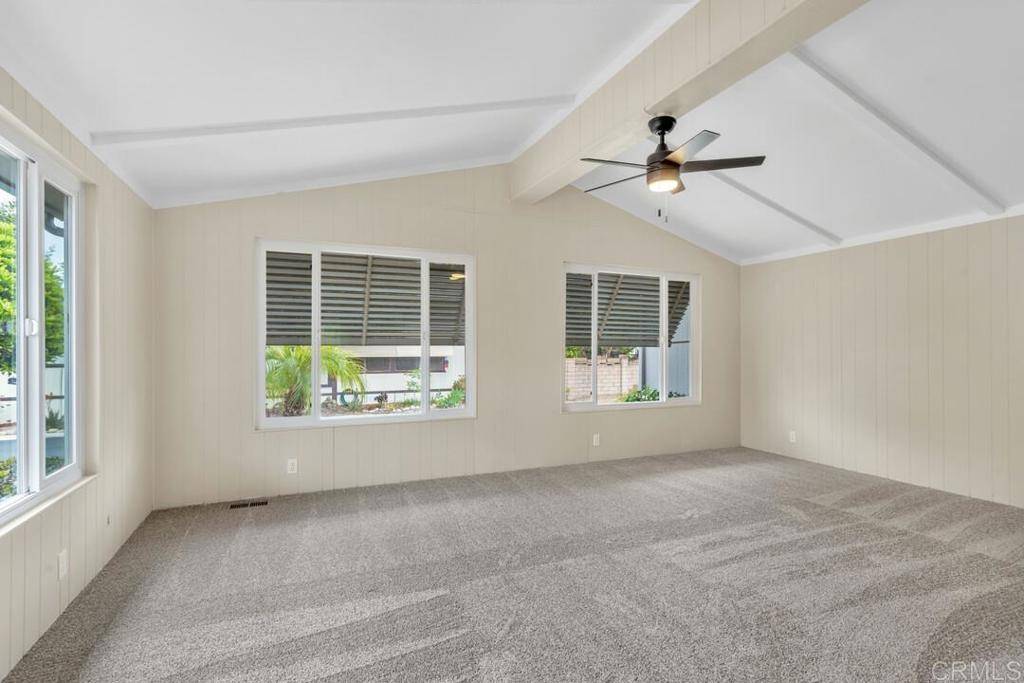 Santee, CA 92071,9255 N Magnolia AVE #SPC 7