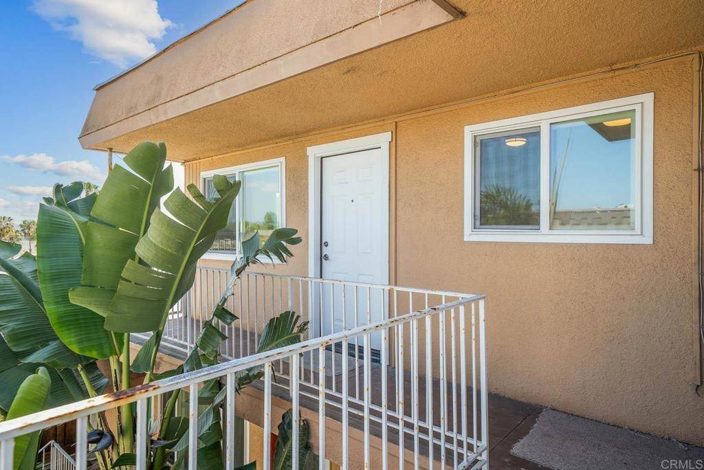 San Diego, CA 92107,4426 Temecula St #6