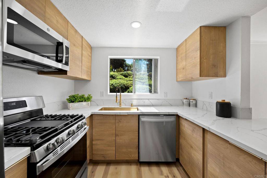 Oceanside, CA 92057,4269 Black Duck WAY