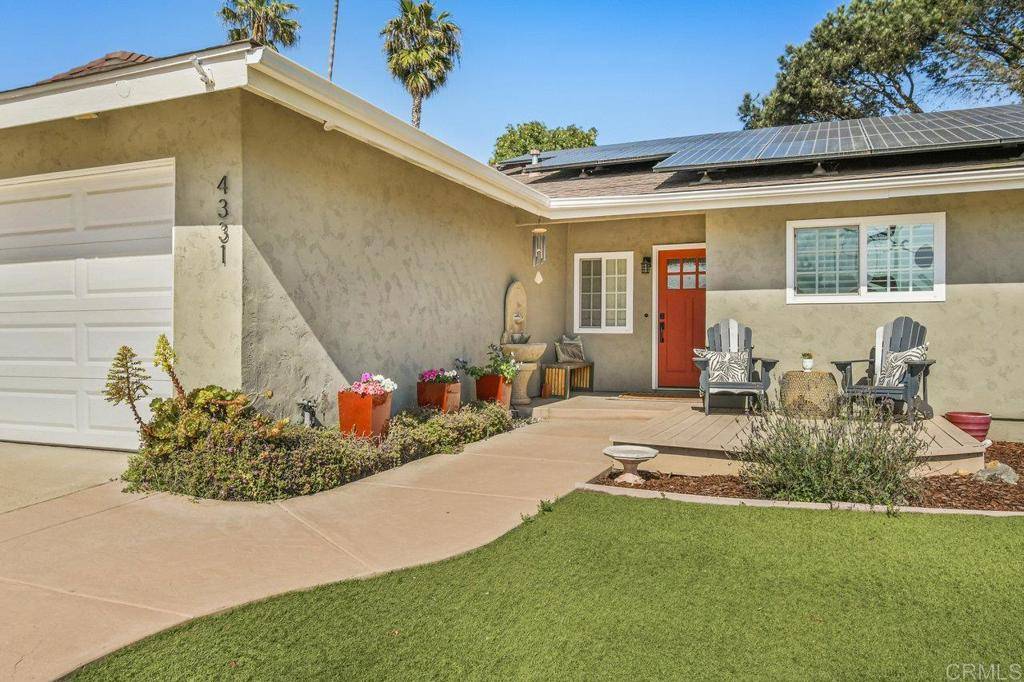 La Mesa, CA 91941,4331 Helix Canyon DR