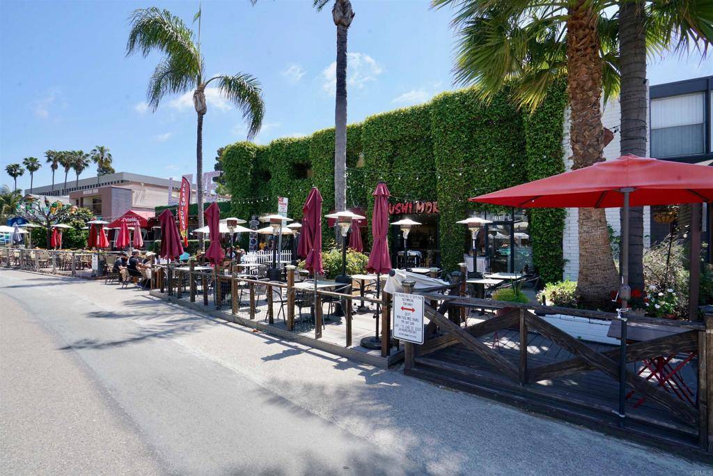 La Jolla, CA 92037,2159 65 Avenida De La Playa