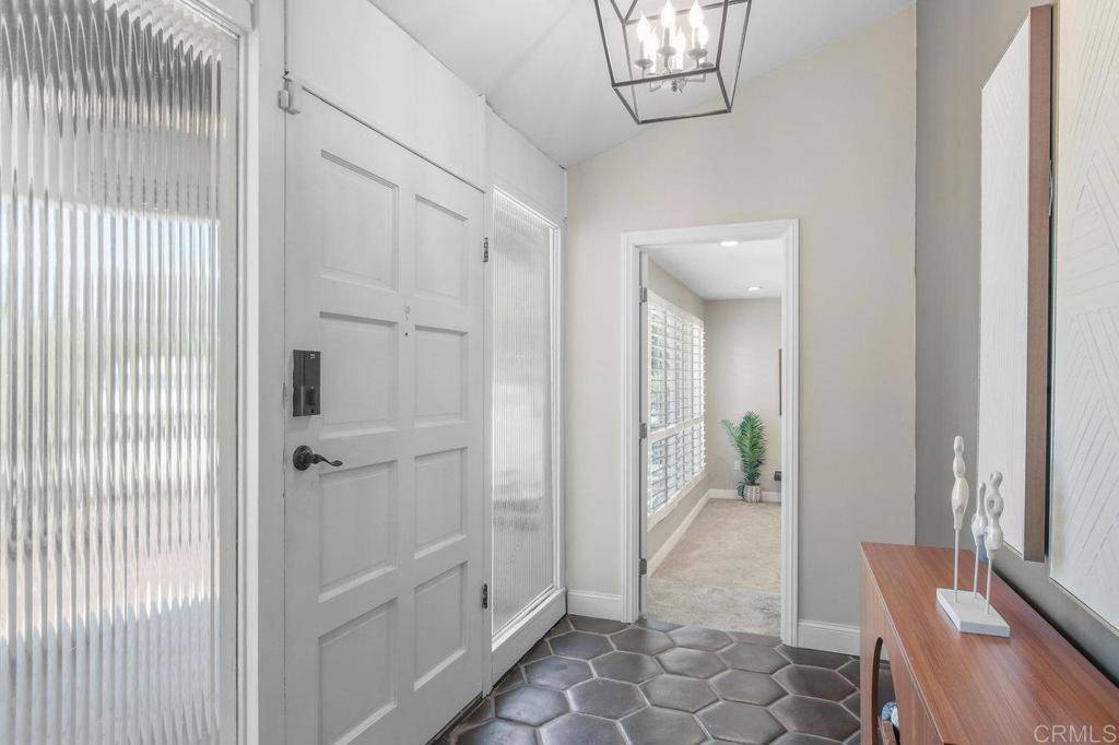 La Mesa, CA 91941,10549 Anaheim dr