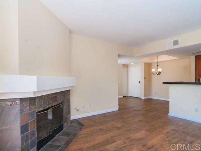San Diego, CA 92108,2220 Camino De La Reina #5101