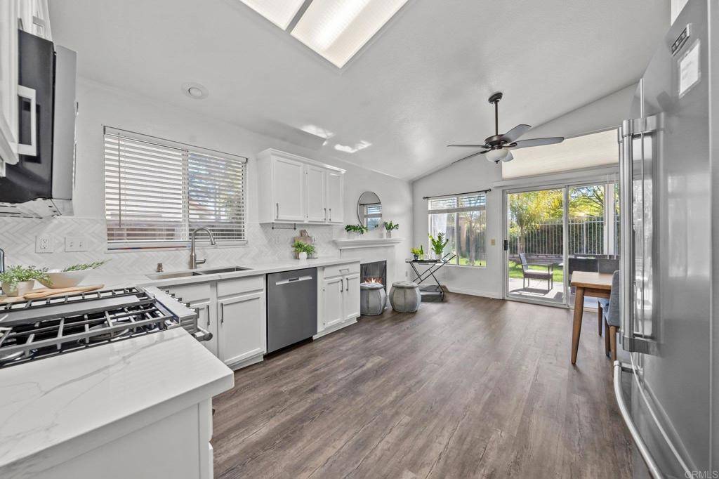Temecula, CA 92592,42985 Calle Jeminez