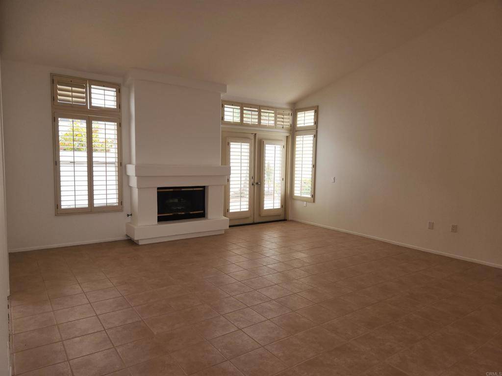 Oceanside, CA 92056,4138 Pindar WAY