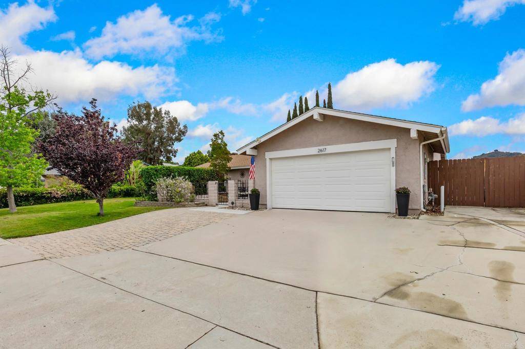 Escondido, CA 92027,2617 Meadowlark LN
