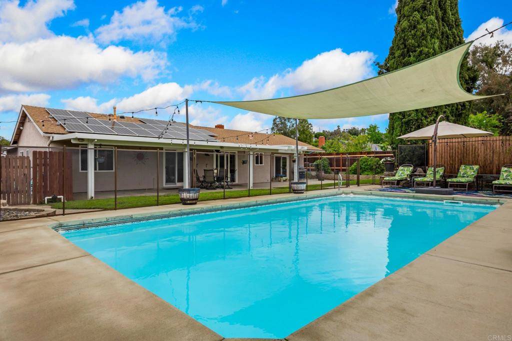 Escondido, CA 92027,2617 Meadowlark LN