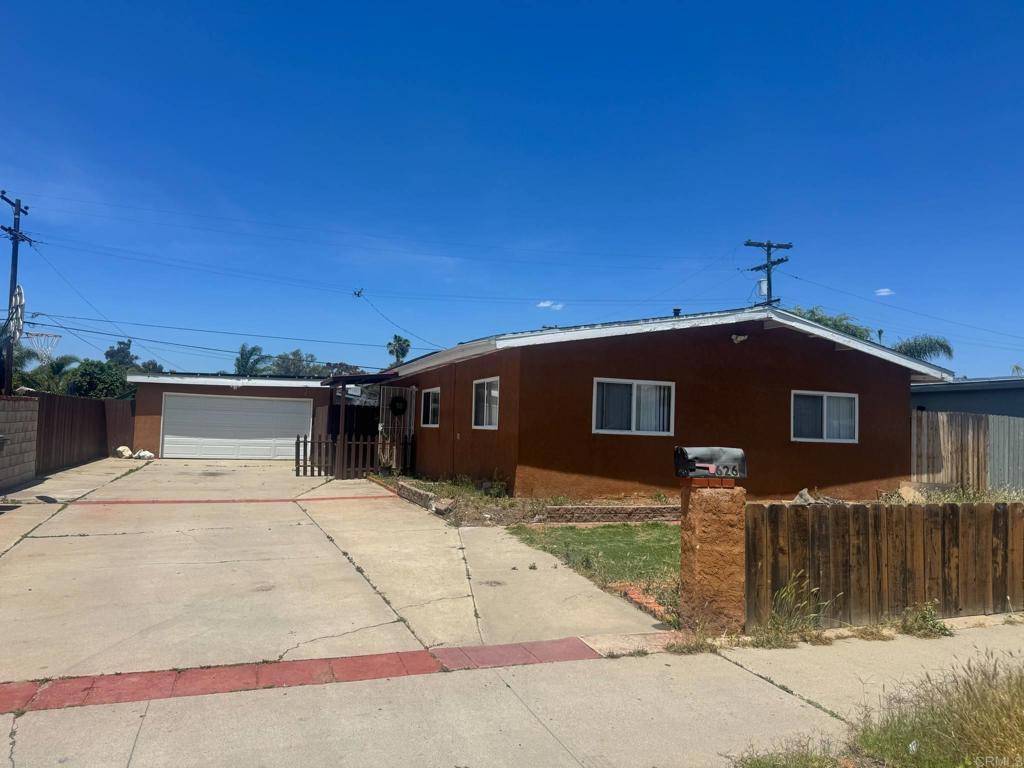 El Cajon, CA 92020,626 E Madison AVE