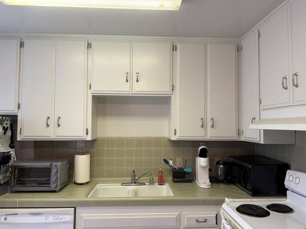 San Diego, CA 92104,3979 Illinois ST ##2