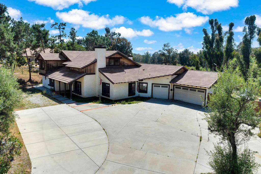 El Cajon, CA 92021,9878 Quail Canyon RD