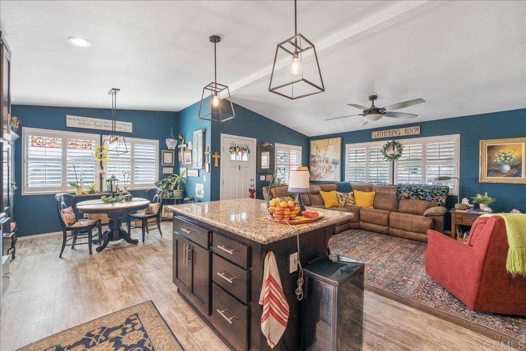 Lakeside, CA 92040,9395 Harritt Road #109