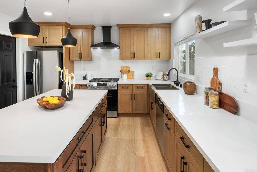 Escondido, CA 92027,1429 Taylor Ave