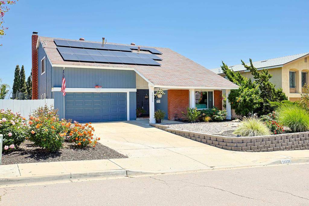 Santee, CA 92071,10225 Molino