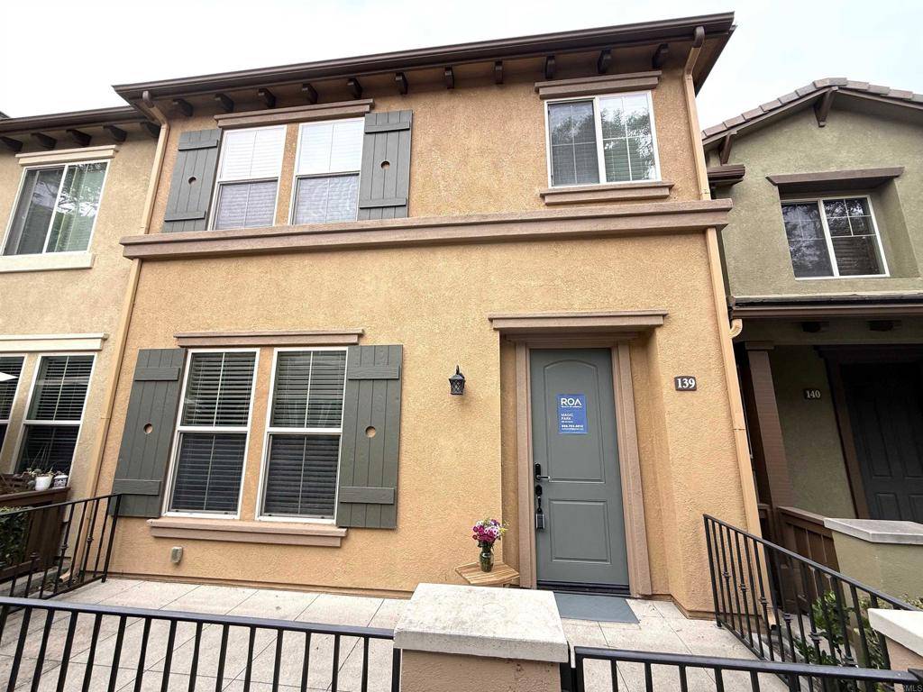 San Diego, CA 92130,10653 Golden Willow #139