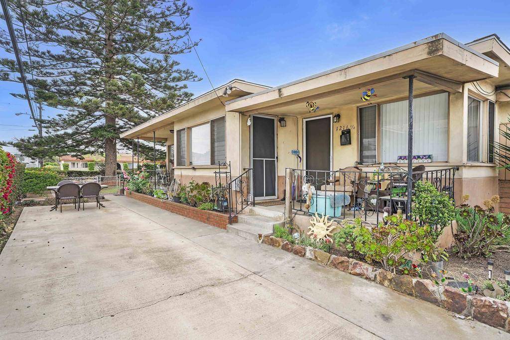 Imperial Beach, CA 91932,1216 1/2 11th ST