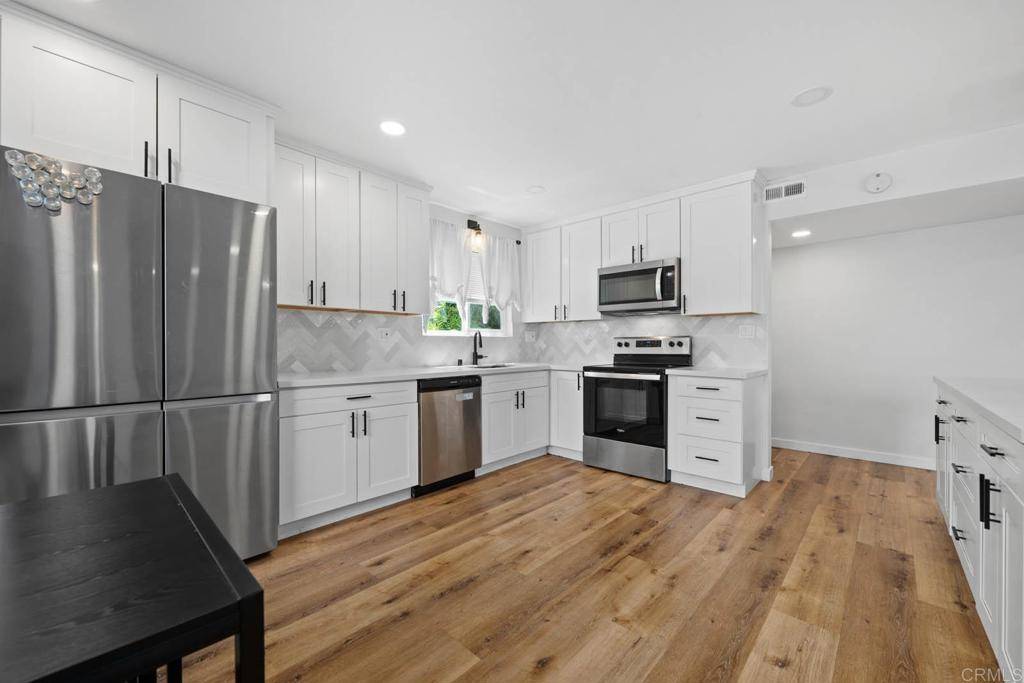 Escondido, CA 92027,1817 E Grand AVE #65