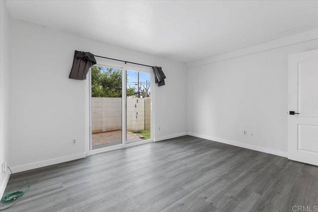El Cajon, CA 92020,455 Ballantyne ST #20