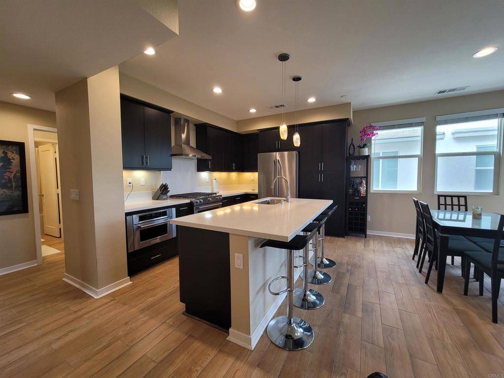 Chula Vista, CA 91915,2072 Tango LOOP #2