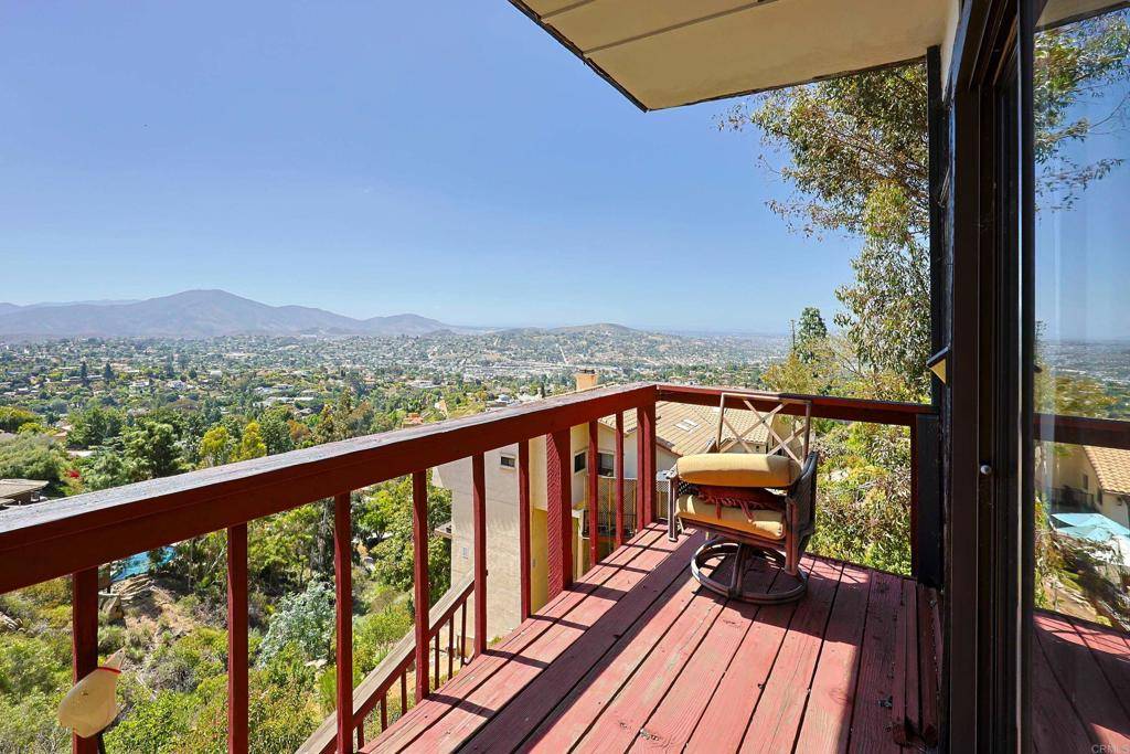 La Mesa, CA 91941,9769 Alto Dr