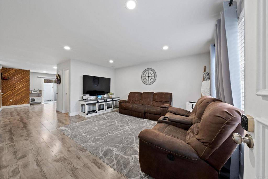 Chula Vista, CA 91911,1640 Maple DR ##9