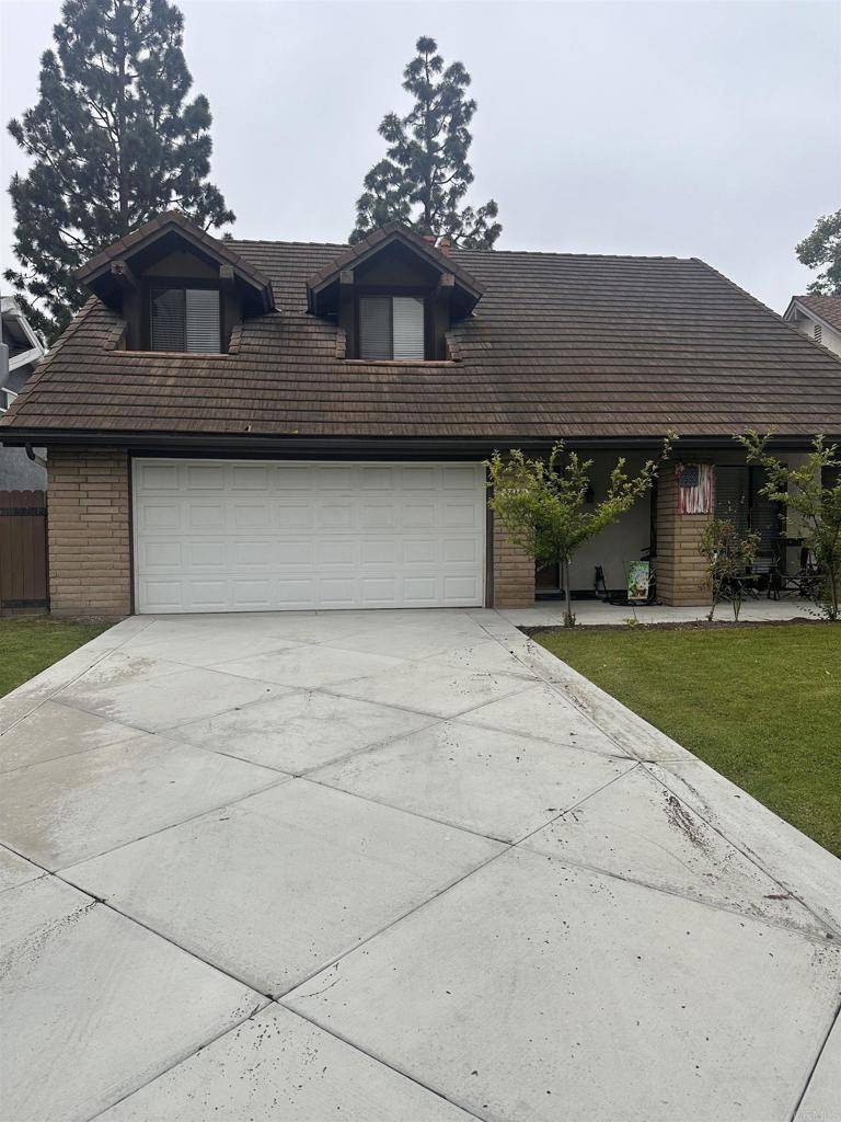 Lake Forest, CA 92630,25492 Morningstar Rd